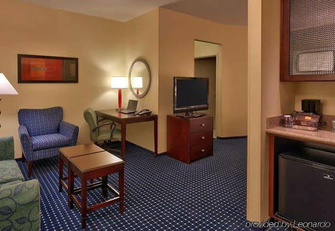 Springhill Hotel 3*